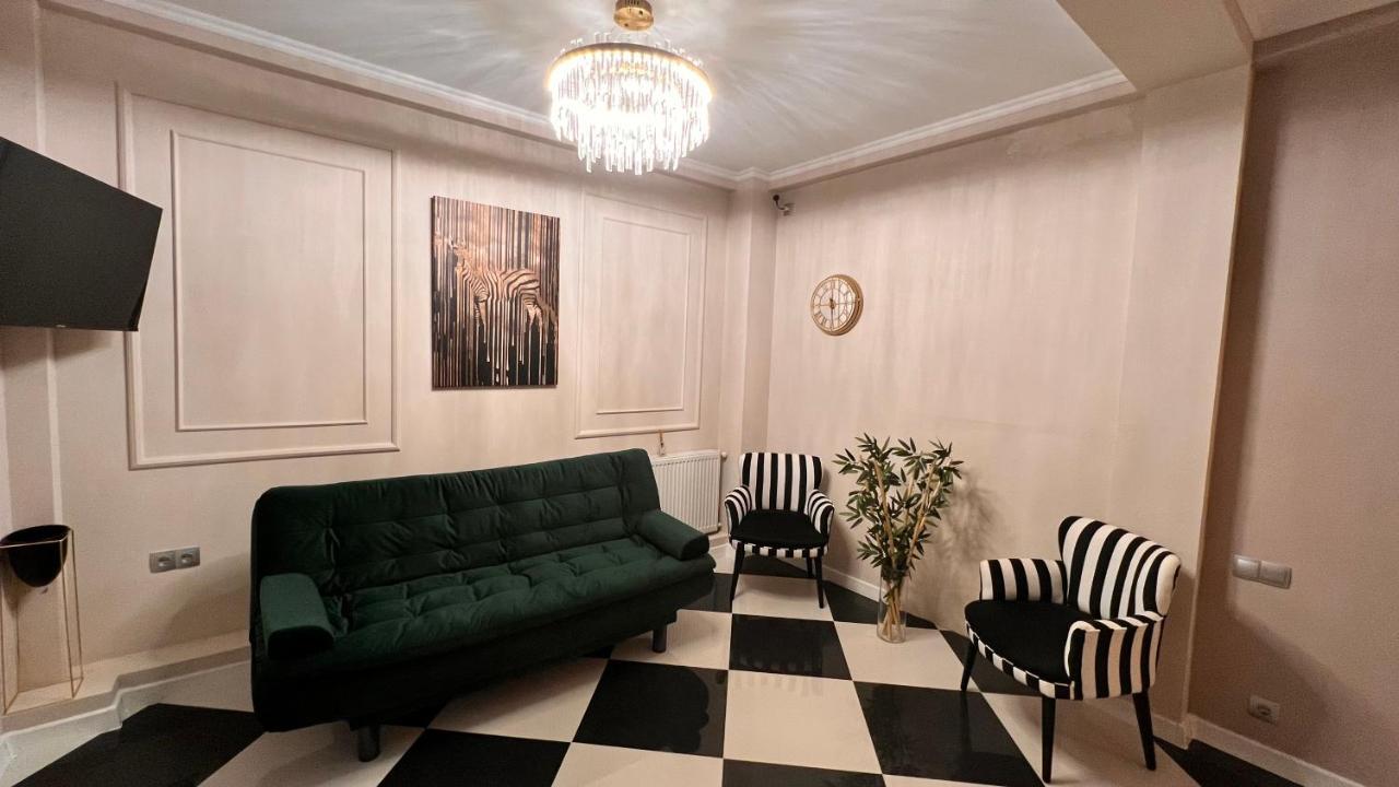 Trinity Hotel Tbilisi Exteriör bild
